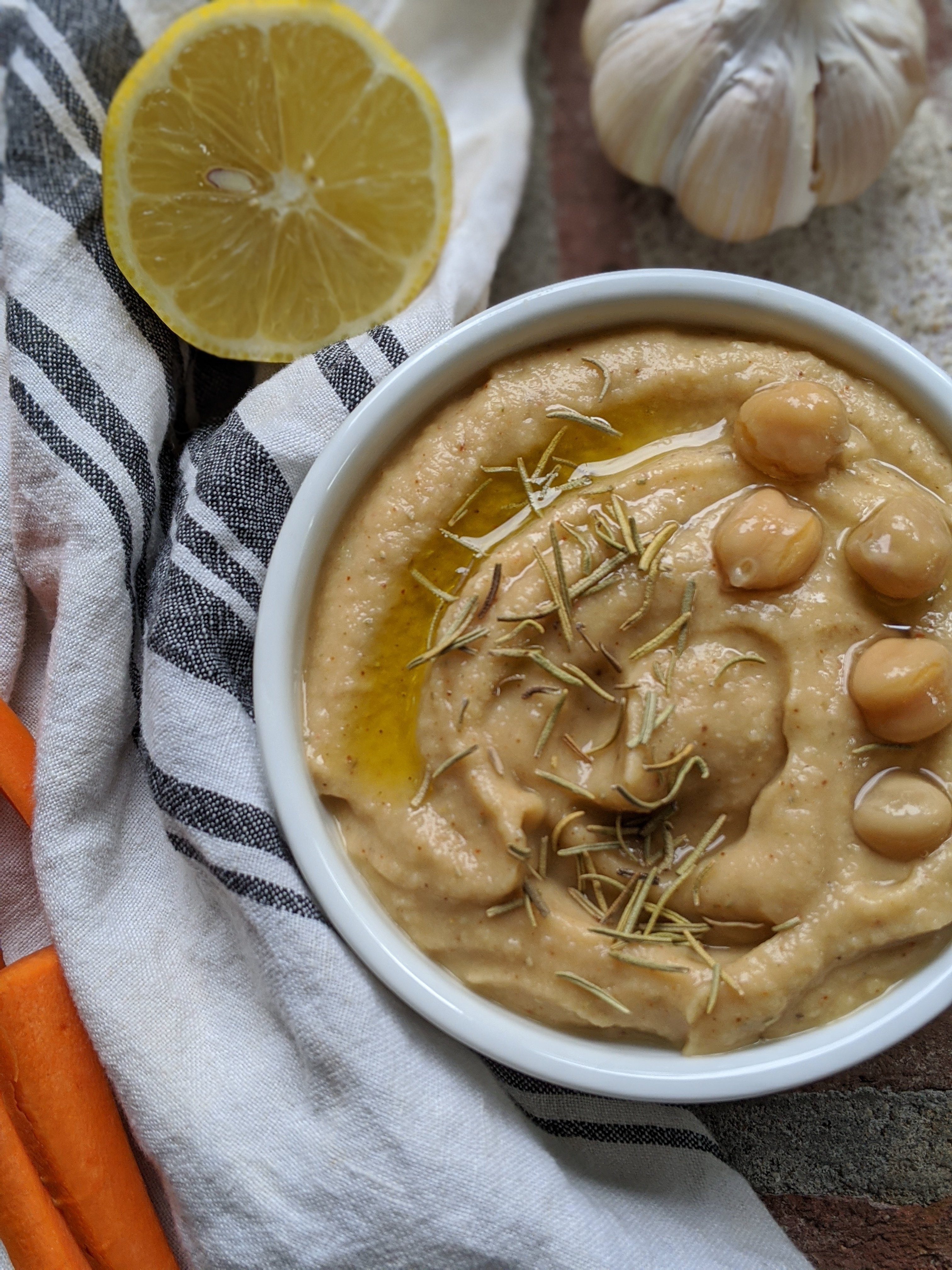 garlic lemon hummus recipe with rosemary healthy fresh lemon canned chickpeas hummous from scratch recipe 