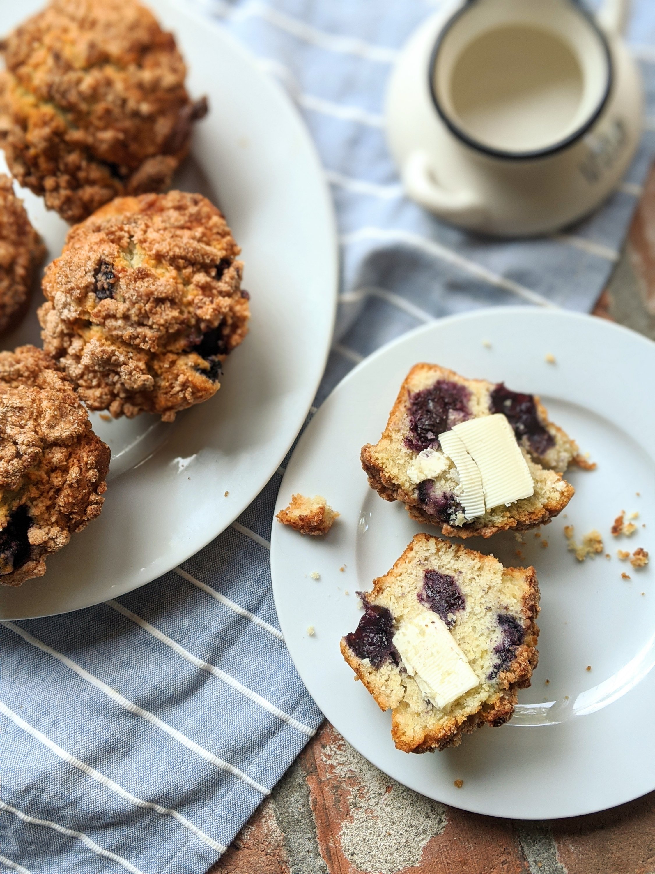 blueberry muffins with butter recipe healthy fresh sweet berry muffins with wild berries wild blueberries homemade best muffin crumble recipe breakfast or brunch