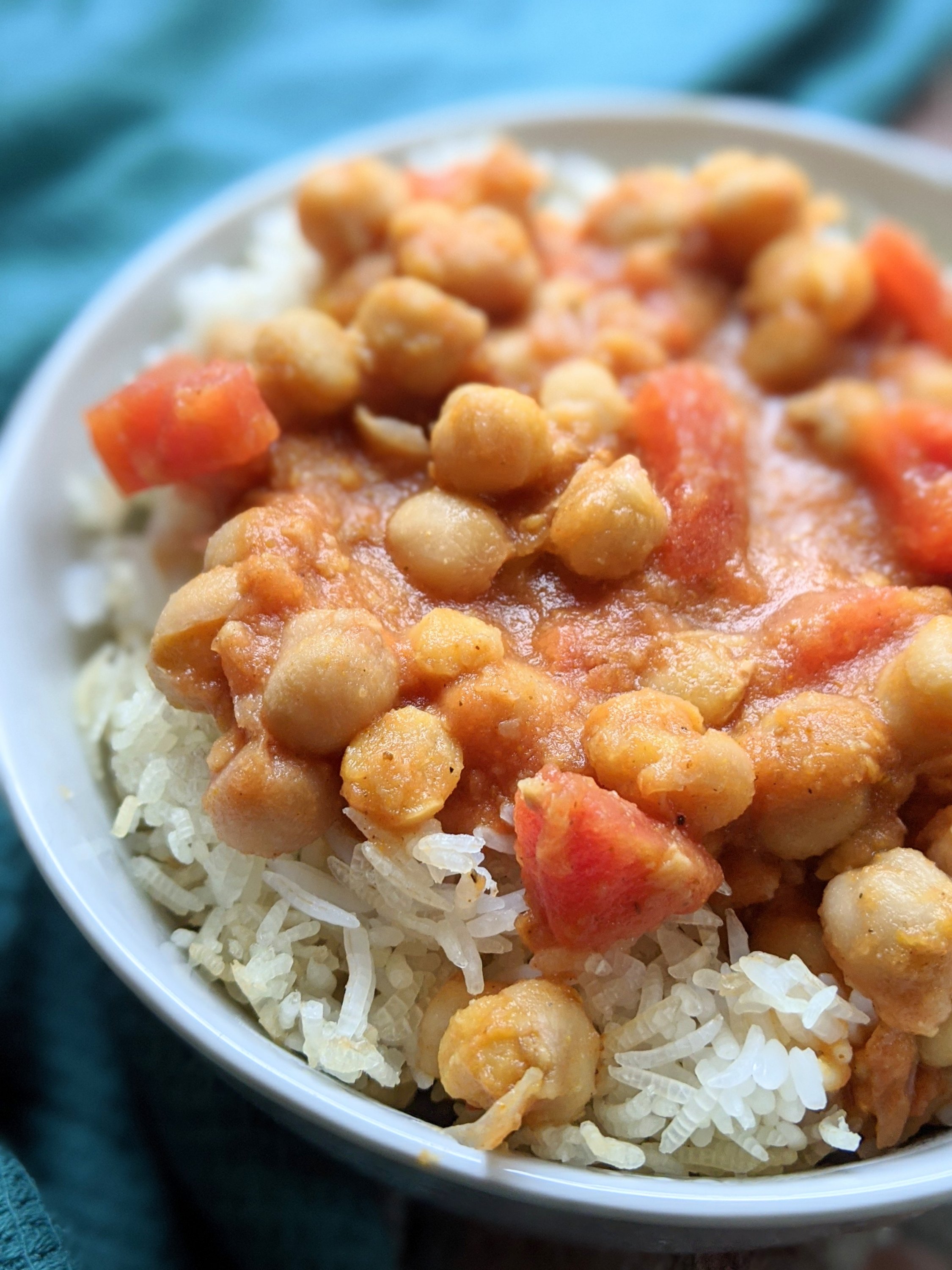 healthy recipes with canned chickpeas vegan vegetarian gluten free dairy free indian chickpea curry chana masala tikka masala spices garam healthy 