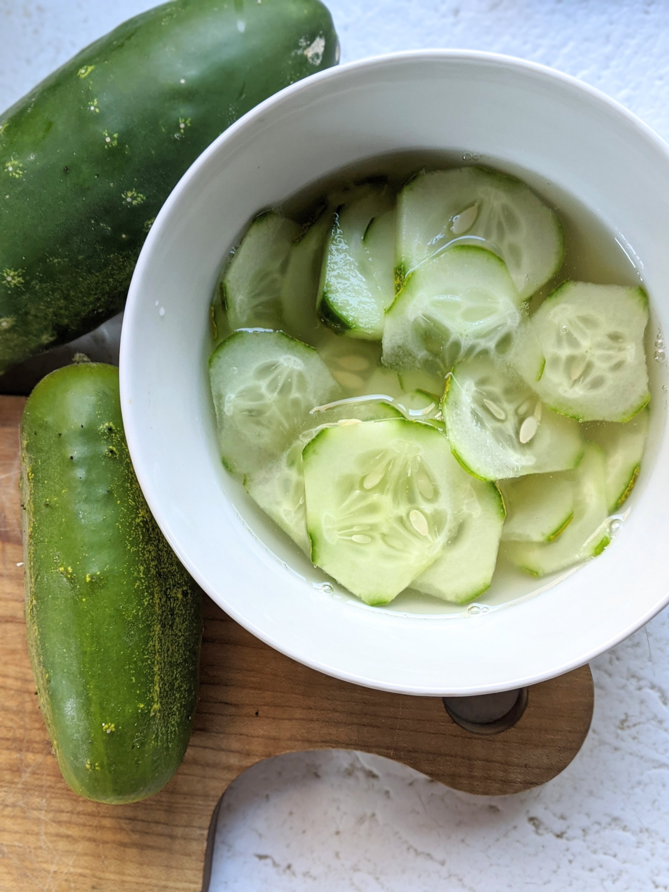 quick pickled cucumbers recipe for a snack no cook meals to make at home with the power out