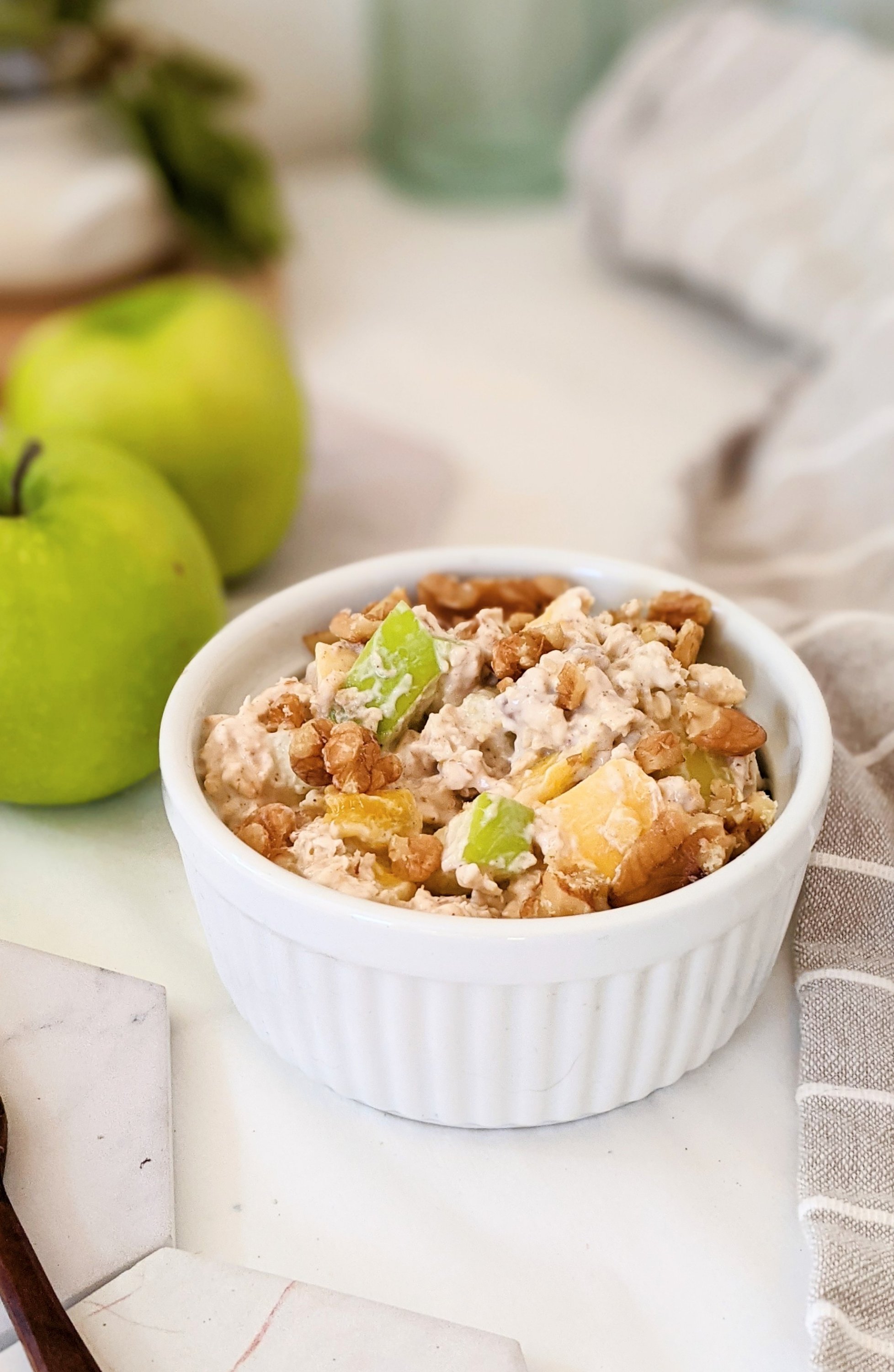 mango apple overnight oats vegan gluten free dairy free oat recipes breakfast no cook recipes for morning meals with apple oats walnuts mangoes dairy free yogurt almond milk nuts