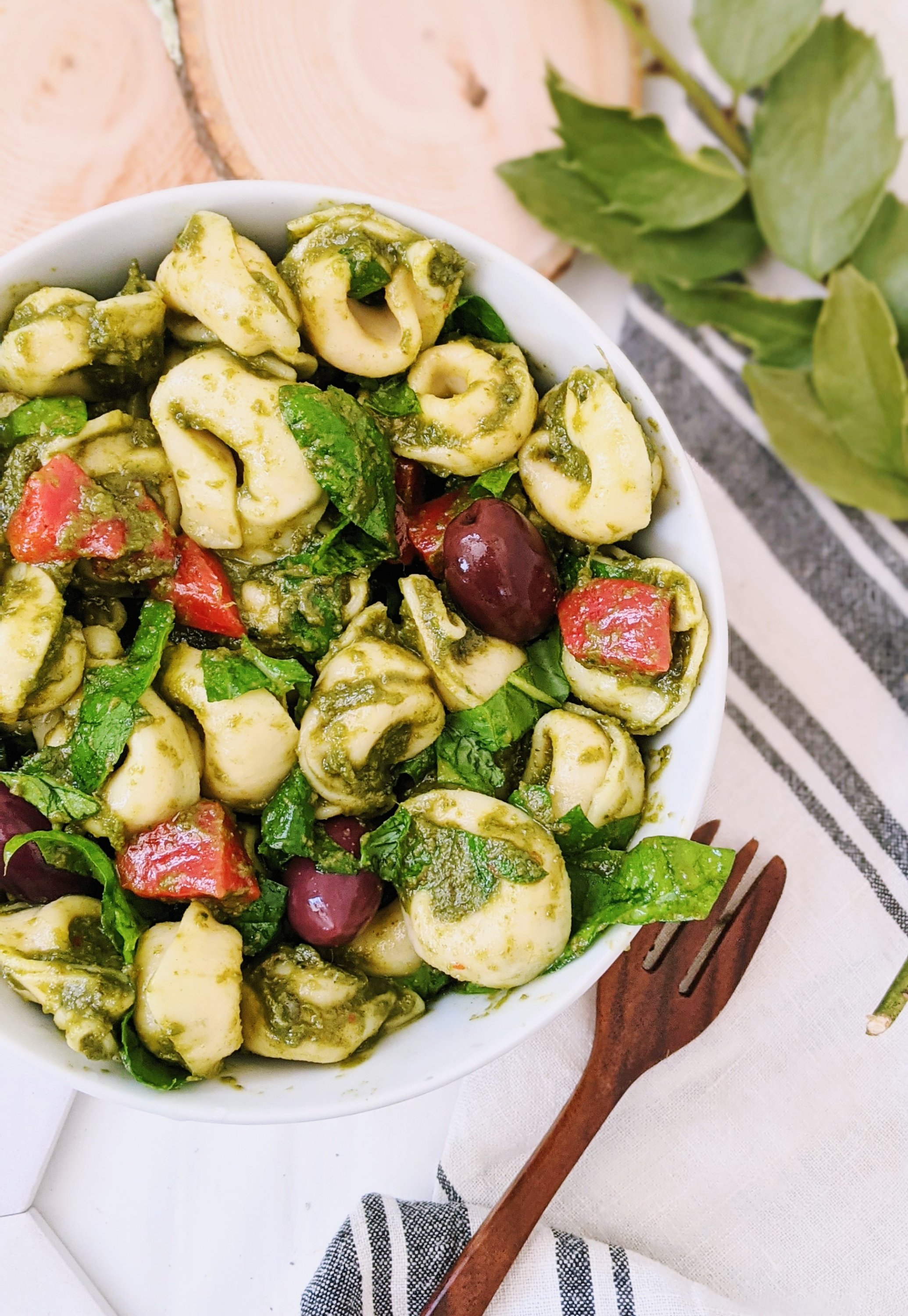 cheese tortellini salad with pesto dressing vegetarian pasta salad side dishes for summer easy pesto pasta salad with filled pasta ravioli or tortellini salad meatless