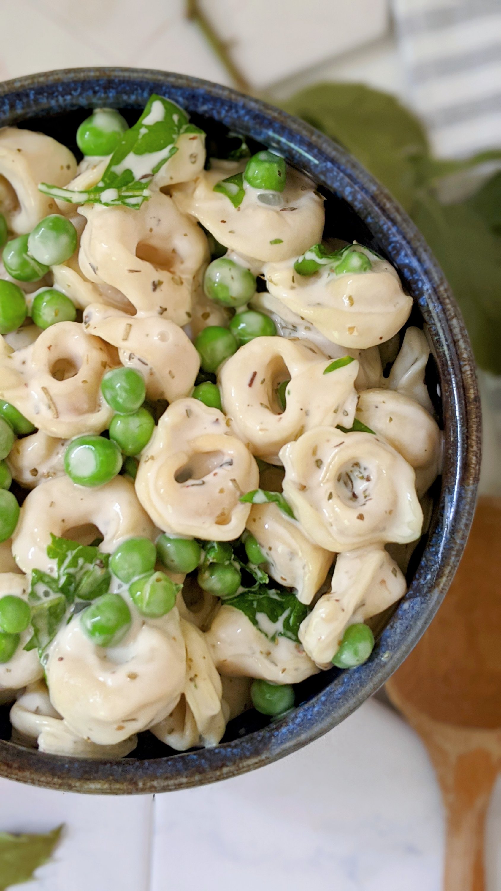 creamy tortellini pasta salad recipe with ranch dressing italian tortellini pasta salad recipe meatless pasta salad side dishes for summer creamy bbq pasta salads