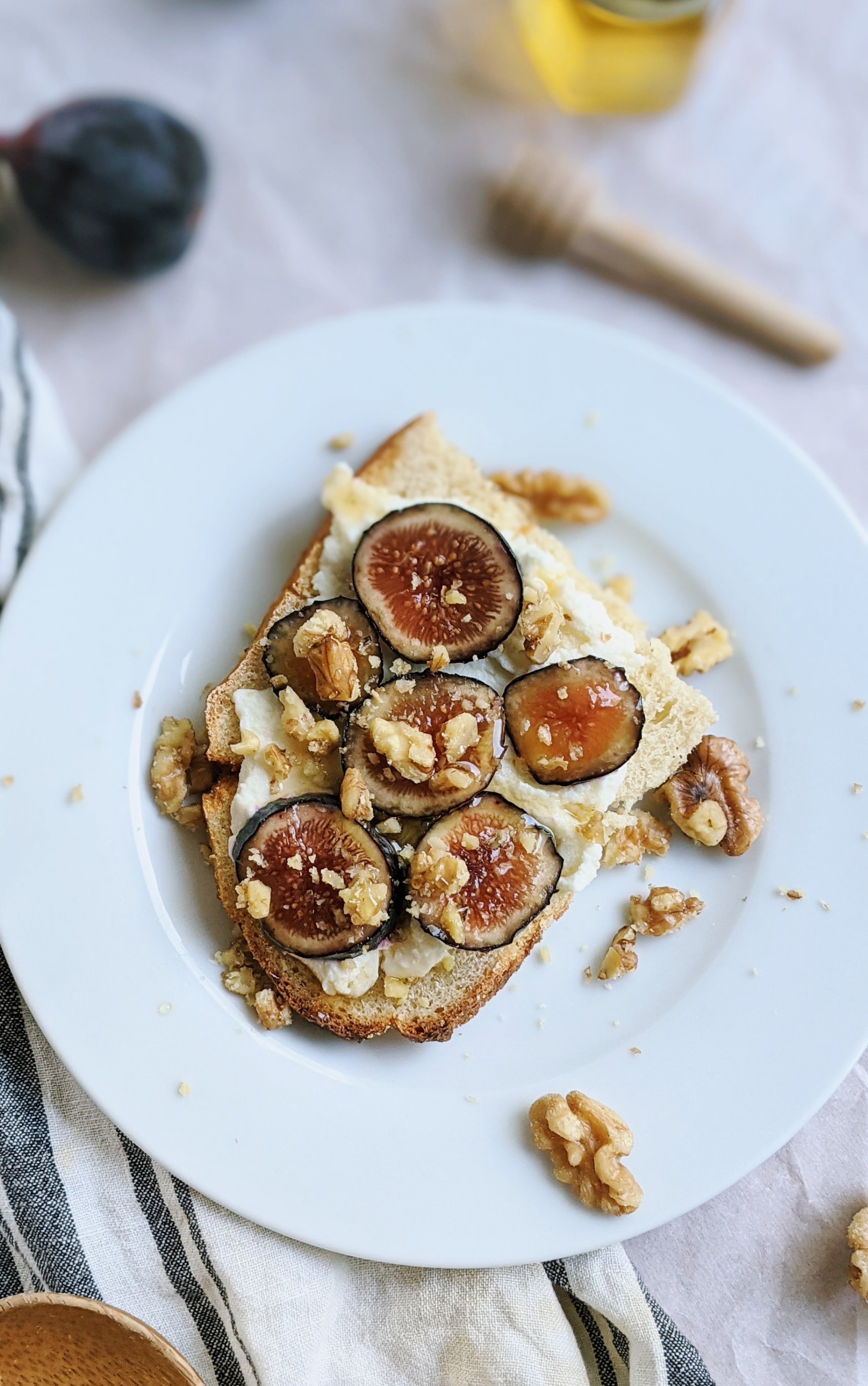 gluten free ricotta toast with figs recipe plant based breakfast ideas fancy brunch recipes for guests healthy meatless brunch ideas fig recipes on toast with honey