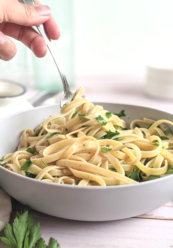parsley noodles recipe butter olive oil garlic salt and pepper lemon parsley pasta recipe vegan gluten free