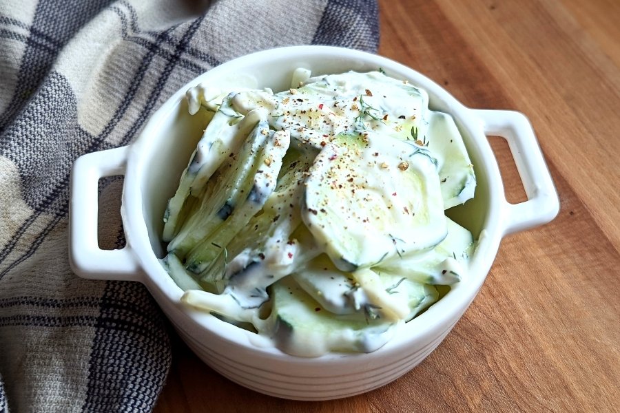 Greek yogurt cucumber salad with yogurt dill onions and lemon pepper