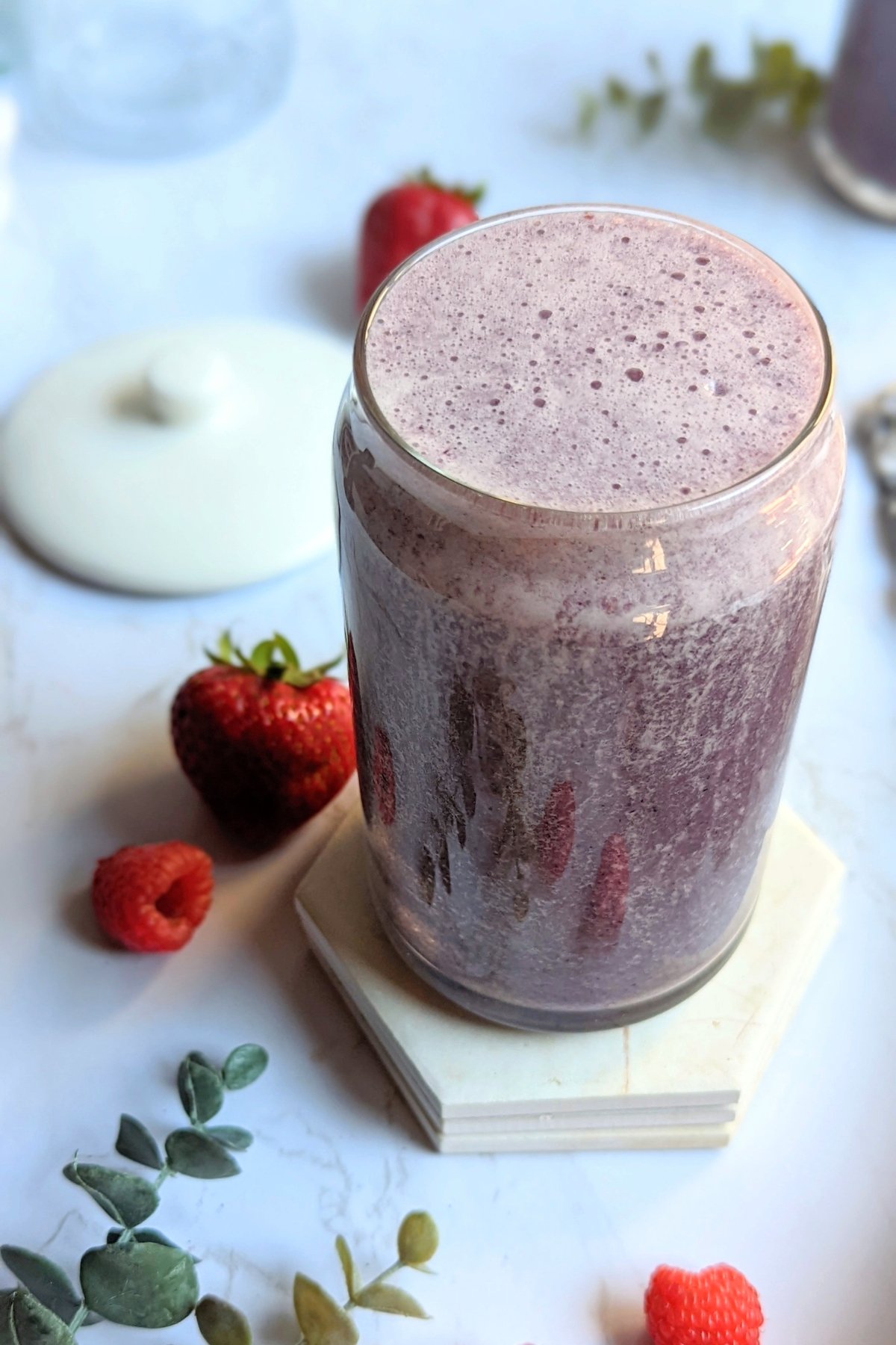 blueberry protein smoothie recipe vegan gluten free protein smoothie with blueberries healthy antioxidants and anti-inflammatory smoothie recipes