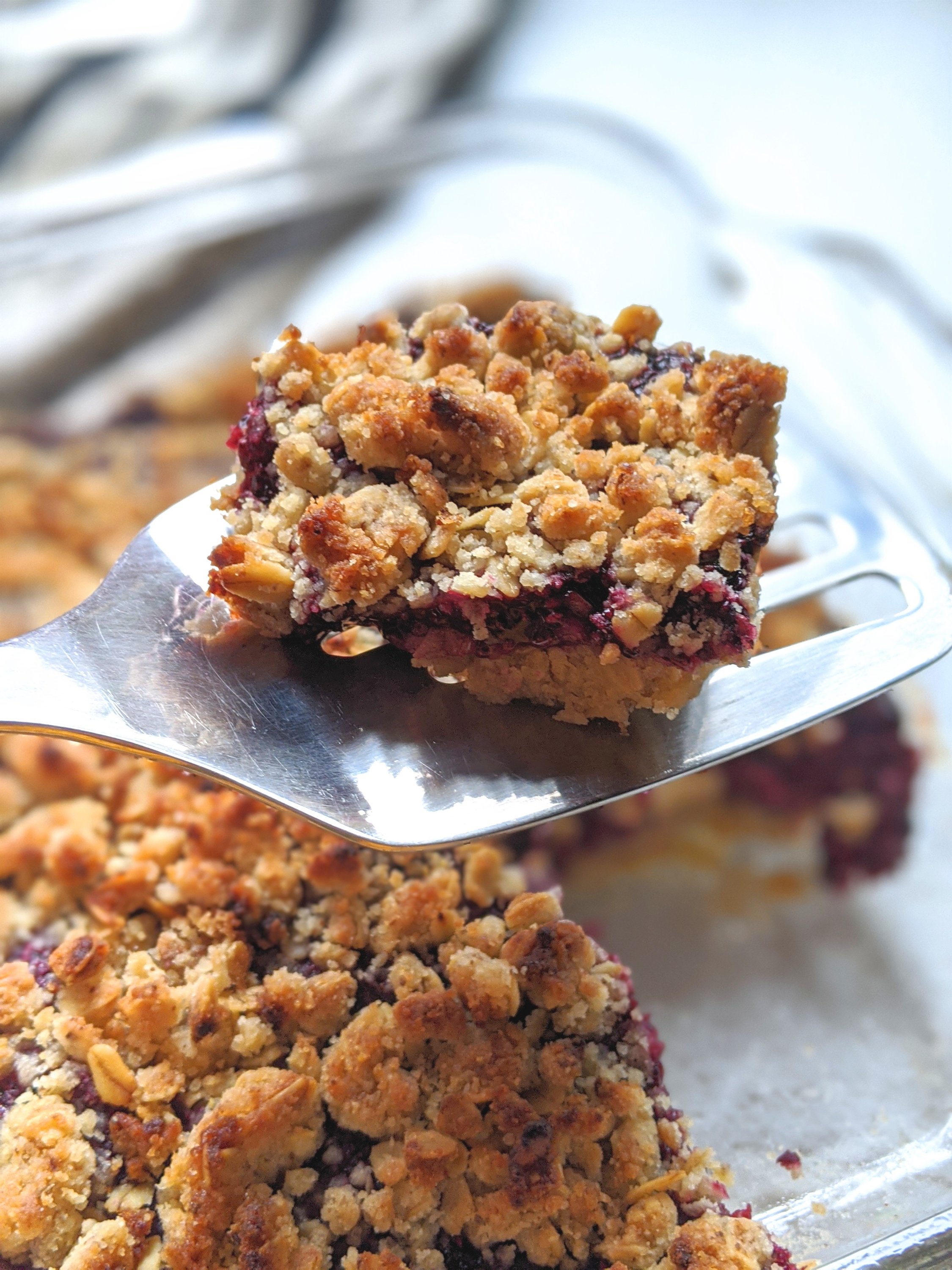 delicious breakfast jam bars