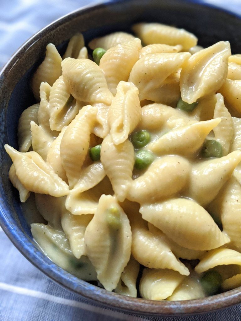 Creamy Vegan Garlic Pasta Shells Recipe