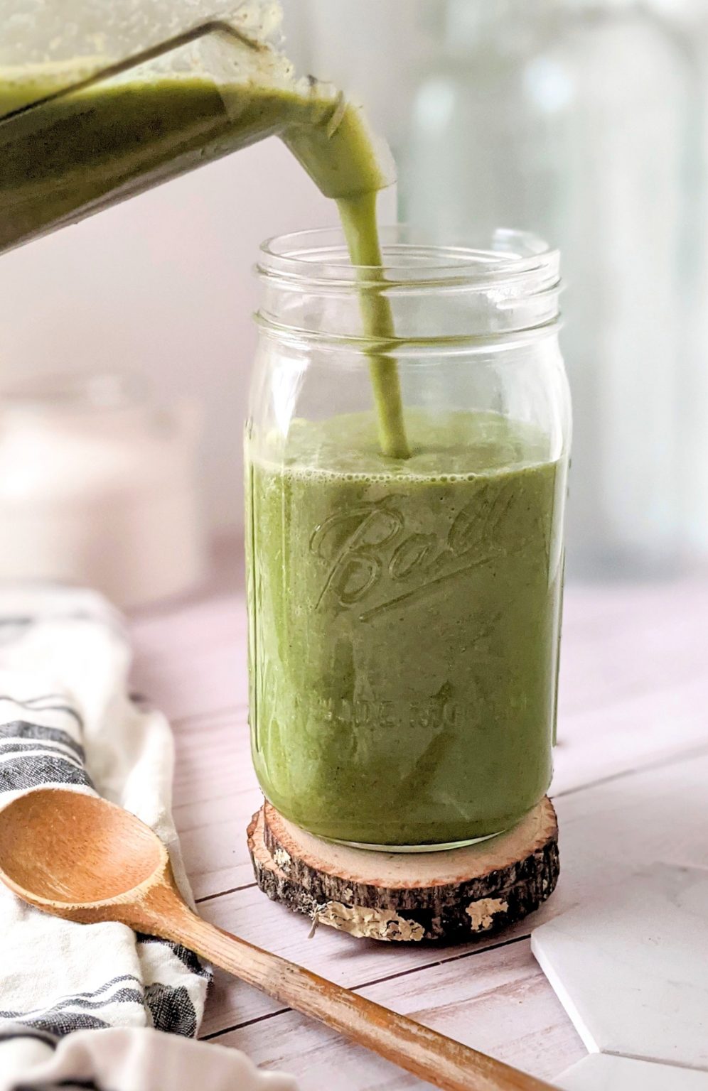 Green Smoothie With Apple Cider Vinegar Recipe - The Herbeevore