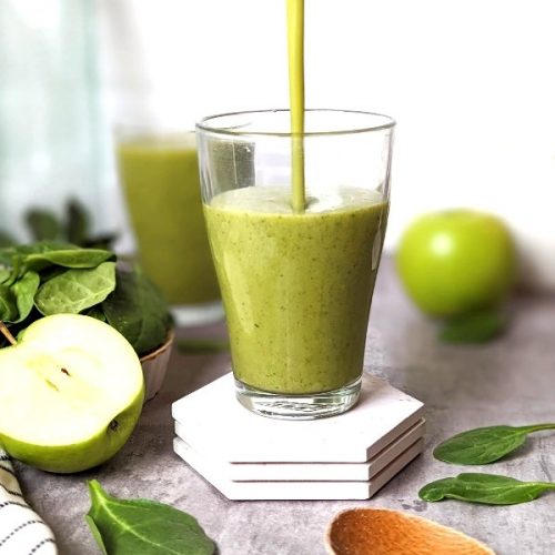 spinach apple smoothie recipe vegan and gluten free with vanilla protein powder for a healthy filling breakfast.
