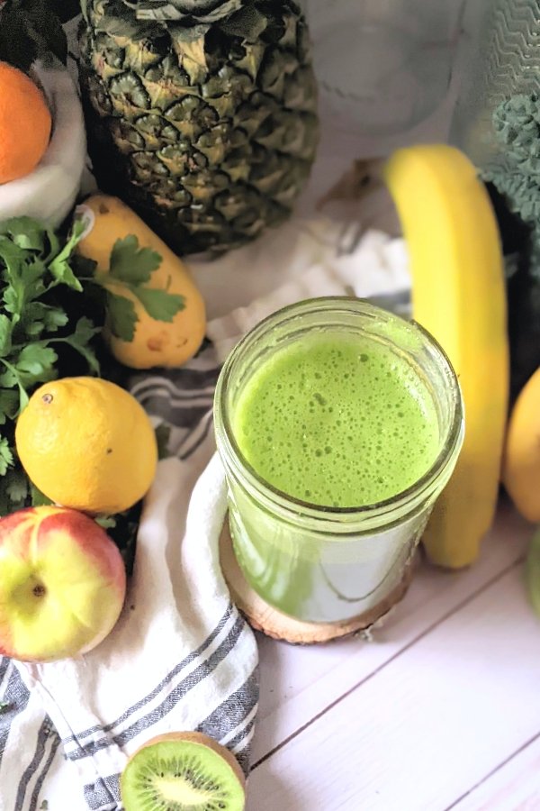 fruit and water smoothie with vegetables and high fiber breakfast ideas