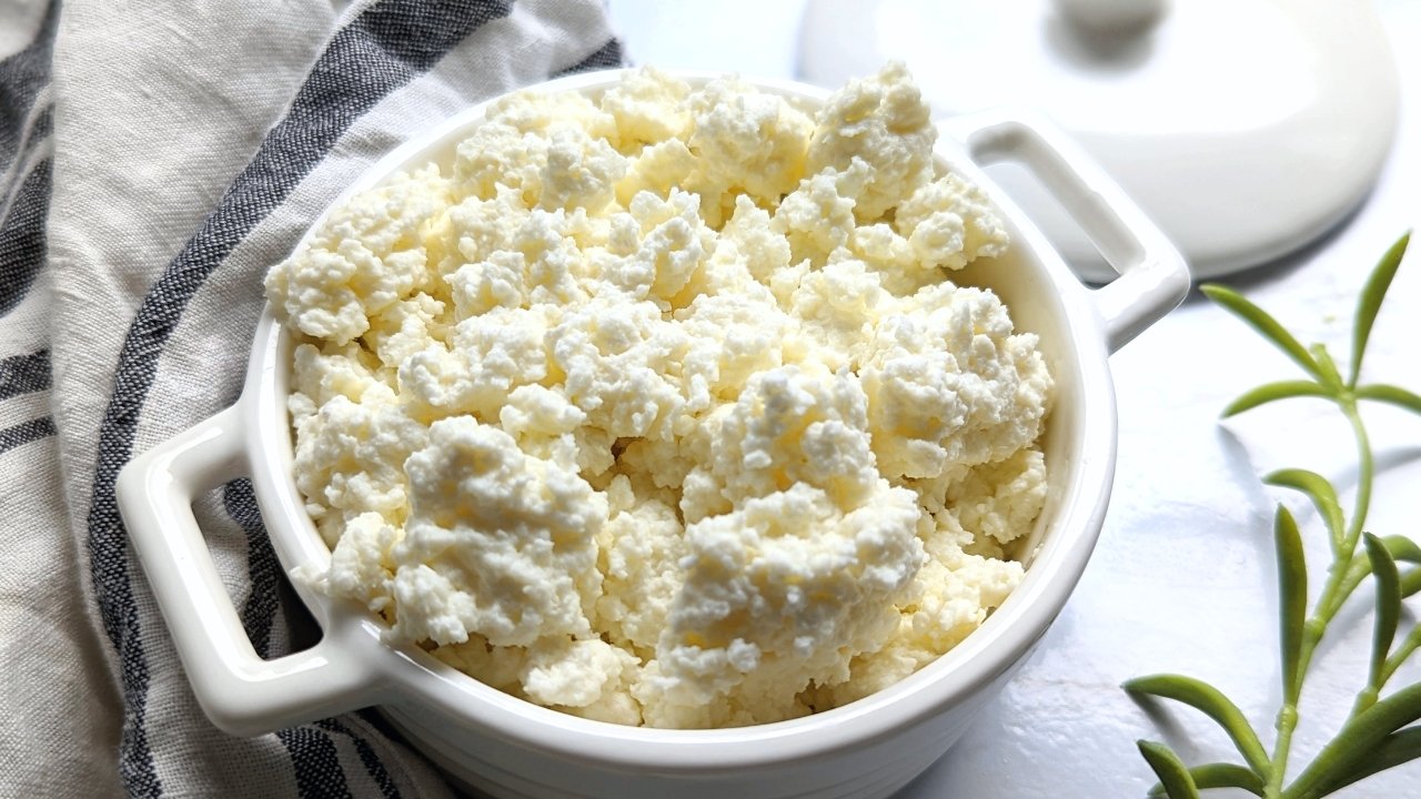 homemade ricotta with vinegar recipe easy cheese at home in minutes healthy farm cheese no salt added