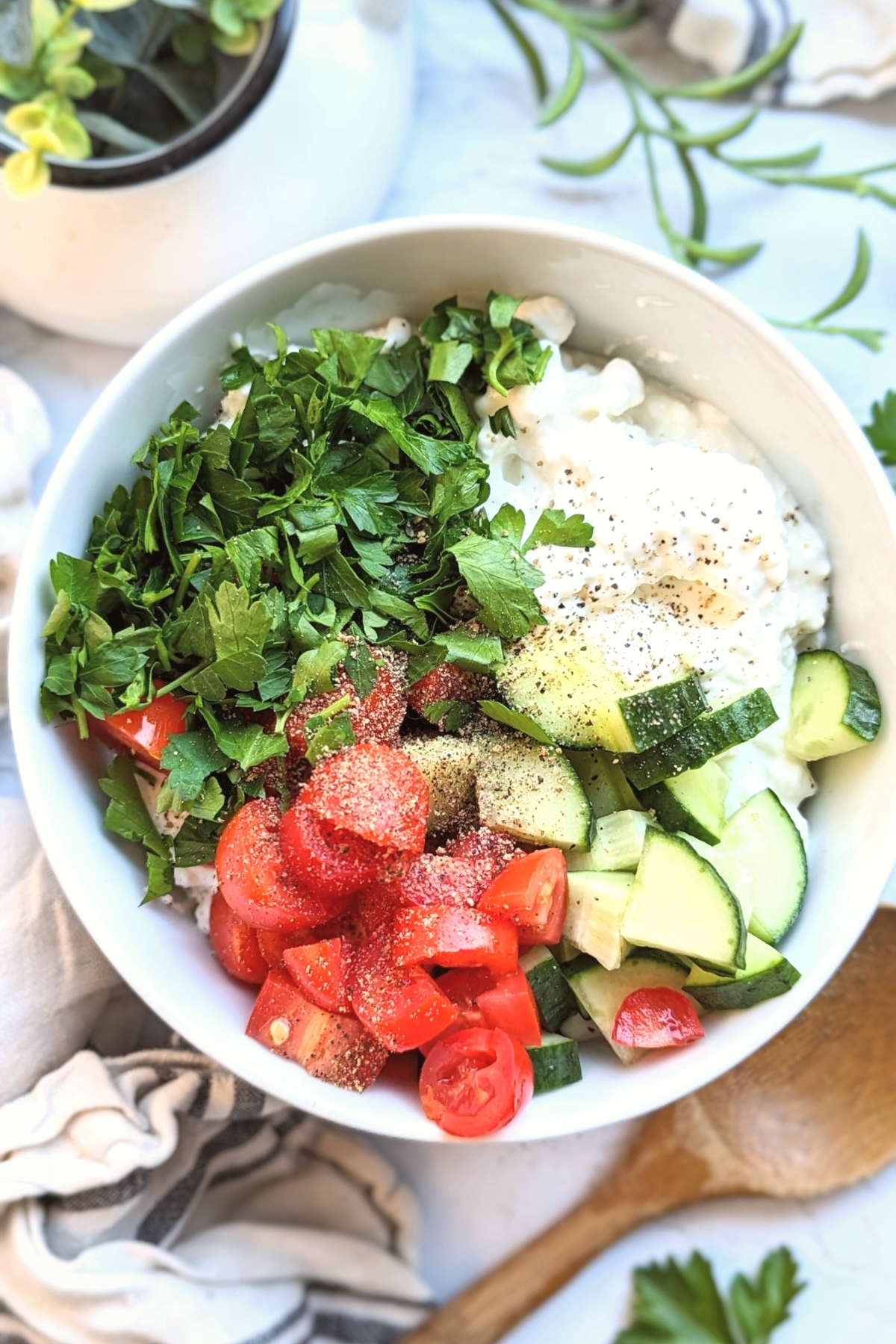 savory cottage cheese bowl recipe with tomato cucumber parsley or spinach and high protein cottage cheese recipes vegetarian and gluten free