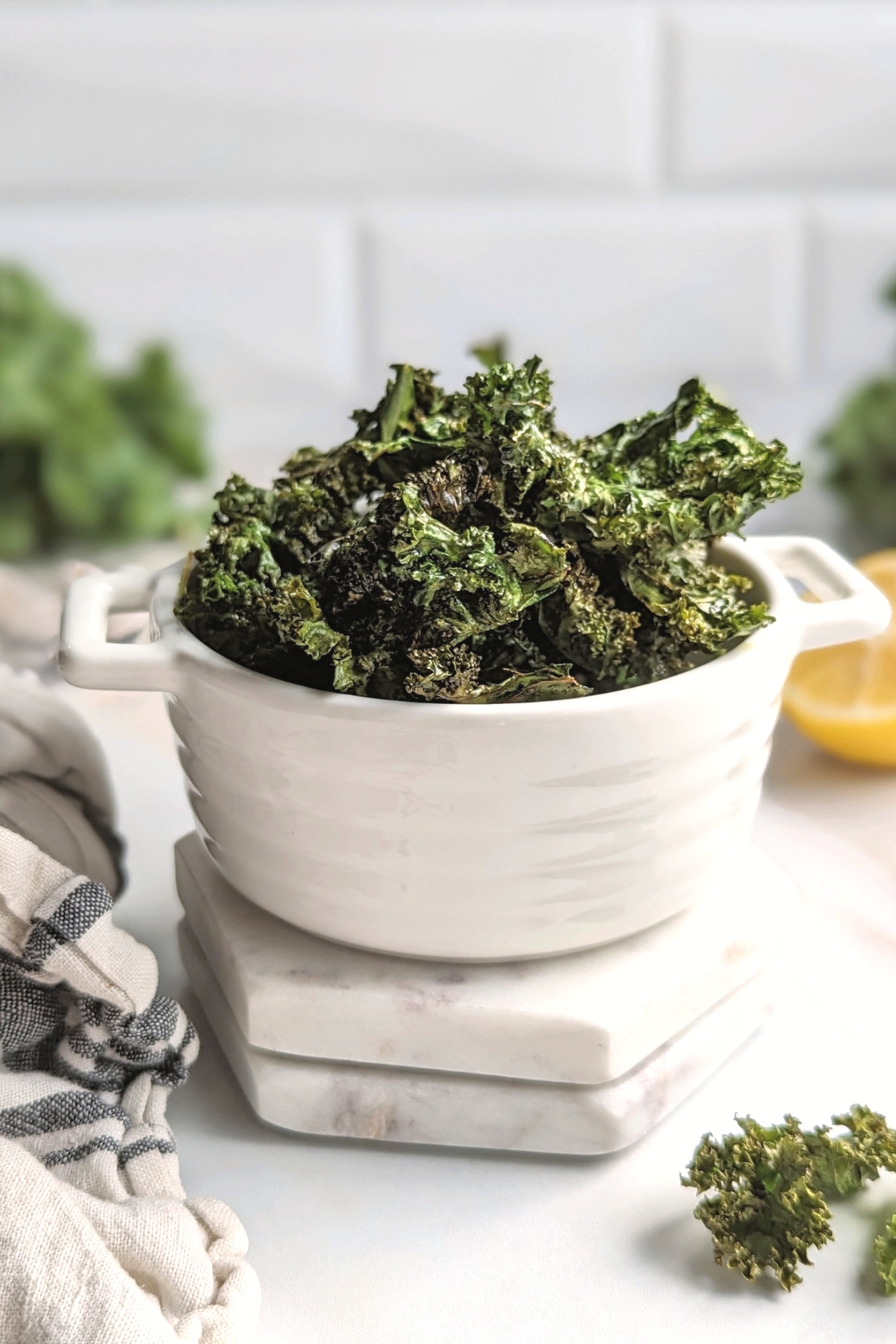 how to make kale chips in air fryer recipe easy homemade kale chip recipe with olive oil lemon salt and garlic powder