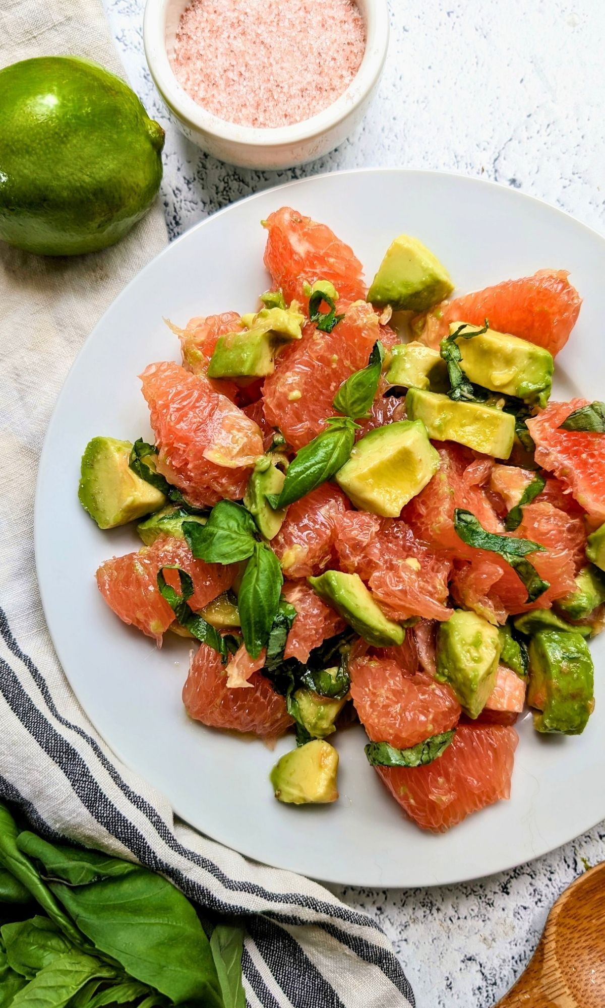 grapefruit avocado salad recipe with basil lime juice raw vegan salads for breakfast healthy fats.