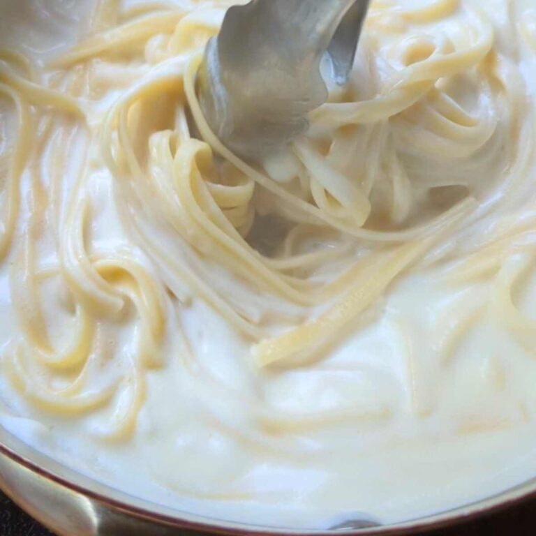 Sour Cream Alfredo Pasta Sauce Recipe The Herbeevore