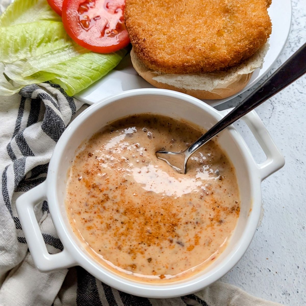 chicken sandwich sauce recipe like popeyes kfc or burger king the best sauce for chicken sandwiches with a honey mustard base.