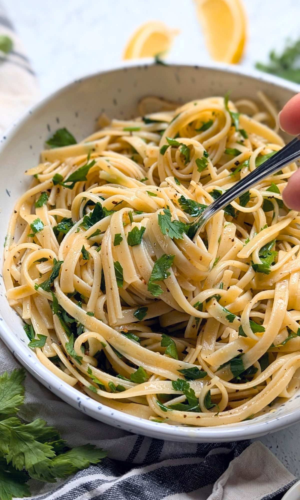 vegetarian parsley pasta recipe vegan gluten free pasta with parsley lemon juice garlic and olive oil sauce