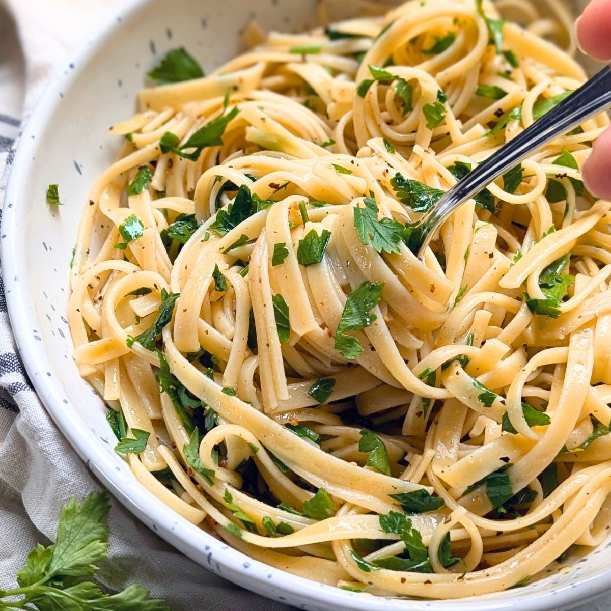 Fresh Parsley Pasta with Butter & Garlic Recipe