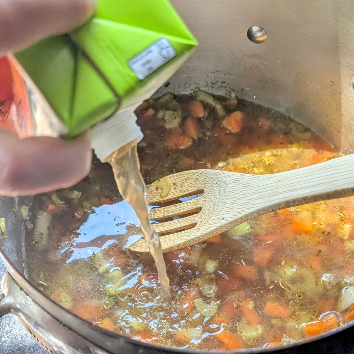one pot vegetarian soup with vegetable stock
