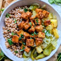 teriyaki tofu bowls with pineapple and bell peppers